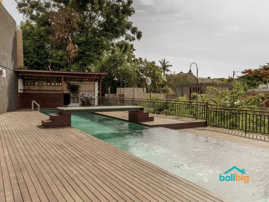 Sunny Cuddles Berawa in Berawa